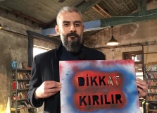 Ünlü oyuncudan acı haber! Sevenlerini yasa boğdu 