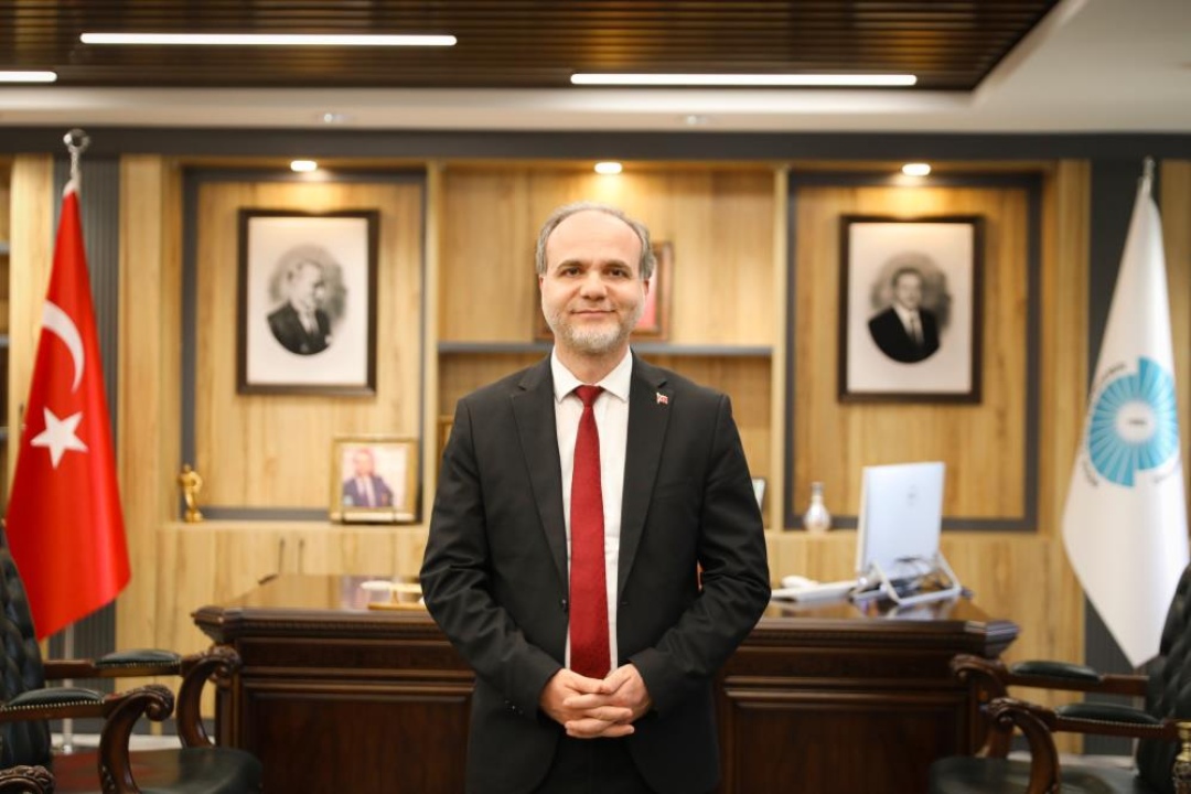 Uslu, 7. Kez Dünya Bilim İnsanları Arasında Yer Aldı
