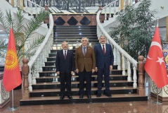 Uzkurt’tan Manas Üniversitesi Ziyareti