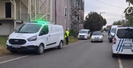 Vahşet! Önce eşinin sonra kendi boğazını kesti
