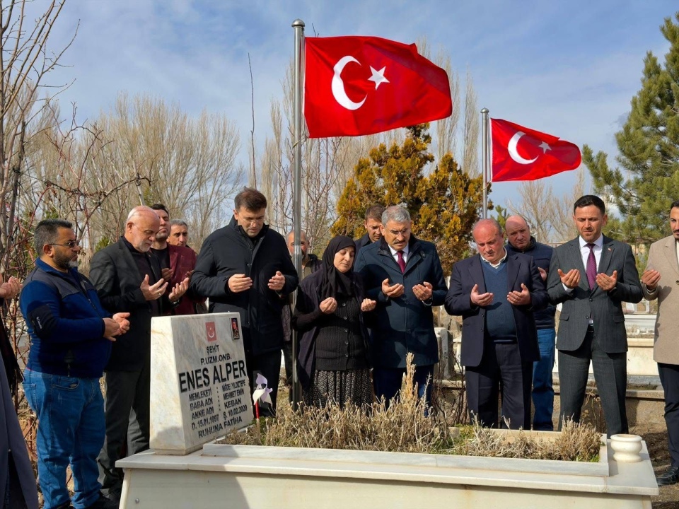 Vali Akmeşe, Şehit Enes Alper İçin Düzenlenen Mevlid Programına Katıldı