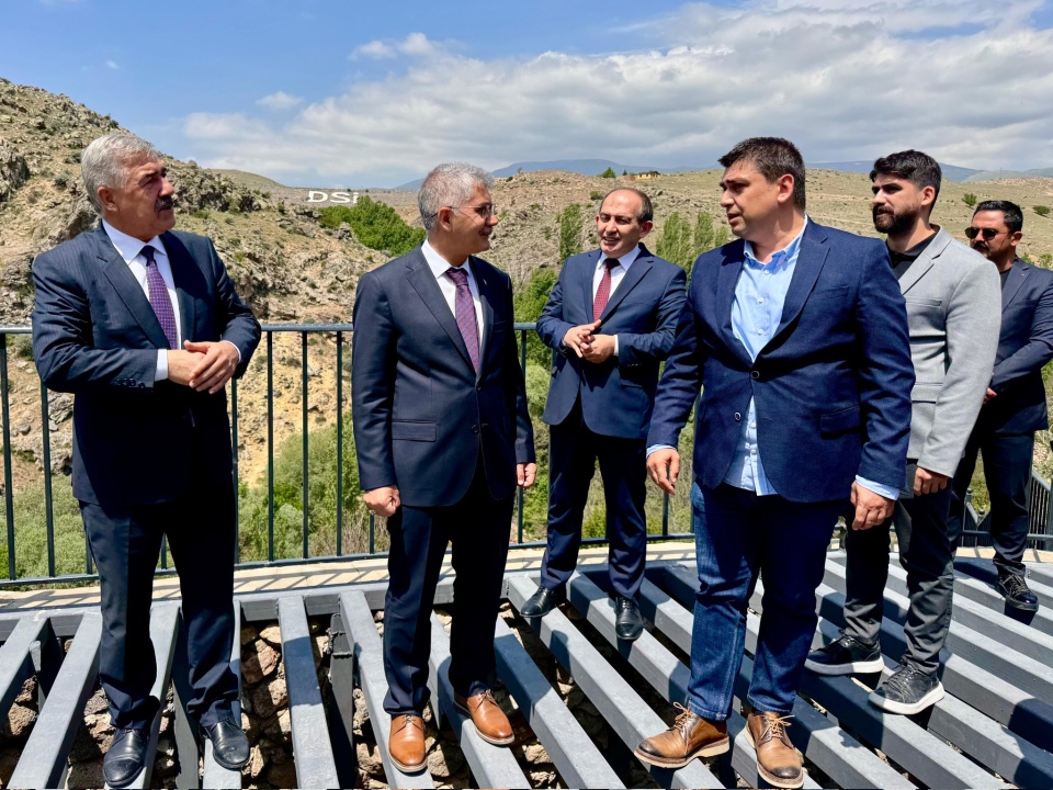 Vali Cahit Çelik, Yeşilburç’taki turizm çalışmalarını yerinde inceledi