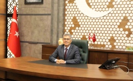 Vali Çelik “Annelerimiz Hürmetlerin En Büyüğünü Hak Ediyor”