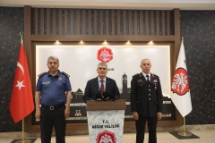 Vali Çelik bayram tedbirlerini ve kaza verilerini paylaştı