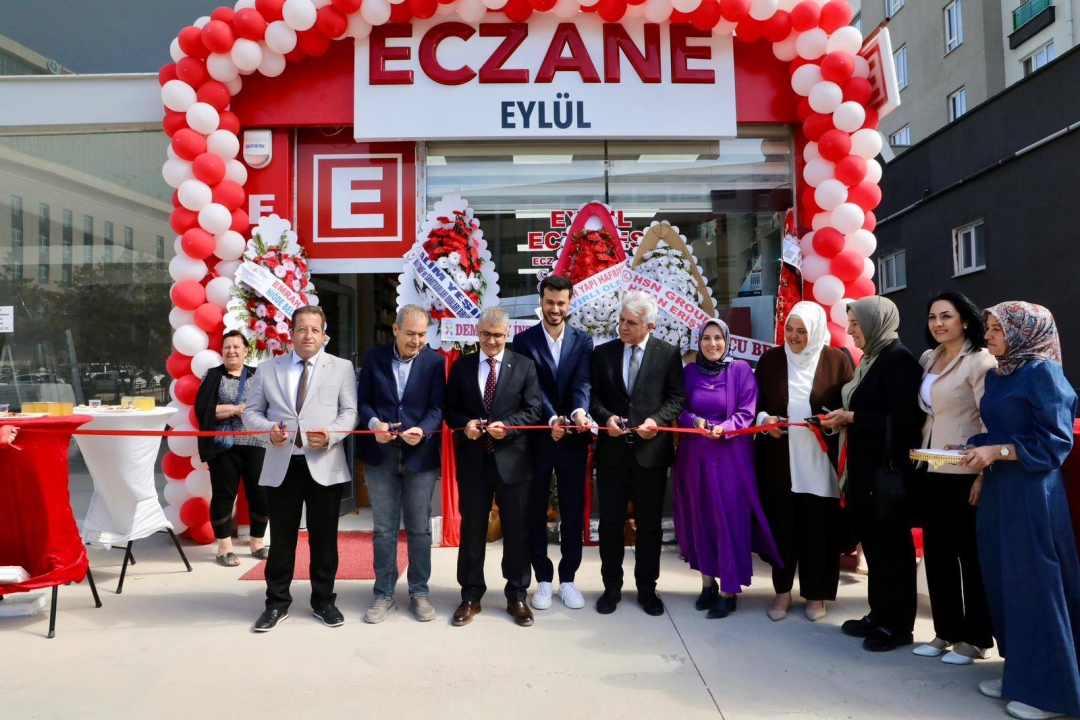 Vali Çelik: Esnafımız Şehrimizin Değeridir