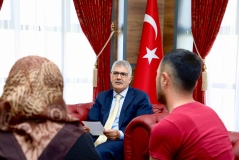 Vali Çelik Halkın Sorunlarını Dinledi