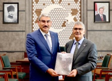 Vali Çelik, Milletvekili Uzkurt’u ağırladı