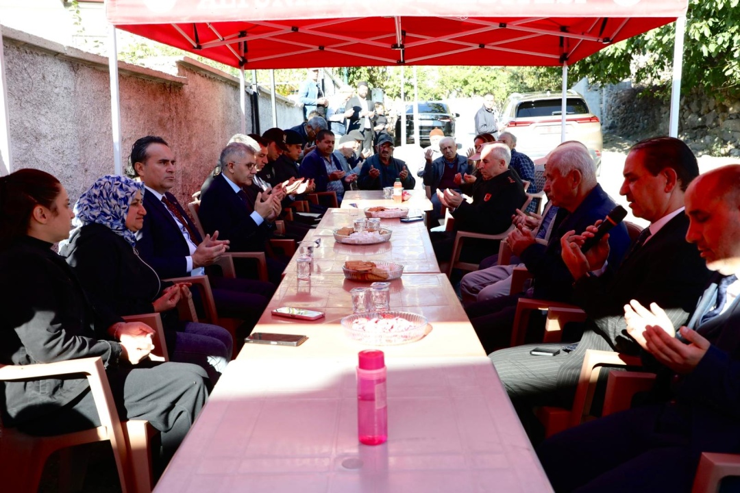 Vali Çelik’ten Kore Gazisi Mustafa Özdere’nin ailesine taziye ziyareti