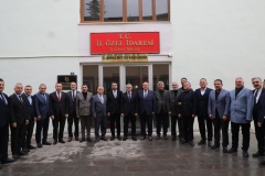 Vali Çelik’ten Niğde İl Genel Meclisi’ne veda ziyareti