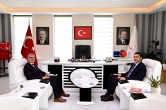 Vali Çelik’ten Sosyal Hizmetler İl Müdürlüğü’ne ziyaret