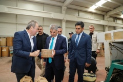 Vali Çelik’ten Yertaş Havai Fişek Fabrikasına ziyaret