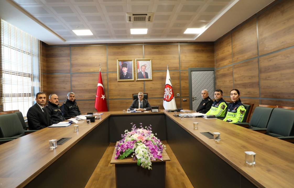 Vali Çelik, trafik projelerini inceledi