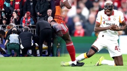 Victor Osimhen sakatlık durumu son dakika: Kolu mu kırıldı, sahalara ne zaman dönecek?