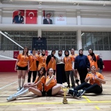 Voleybol Turnuvasında Bor Kız Öğrenci Yurdu Birinci Oldu