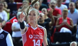Voleybolseverler soruyor: Kaptan Eda Erdem neden yok?