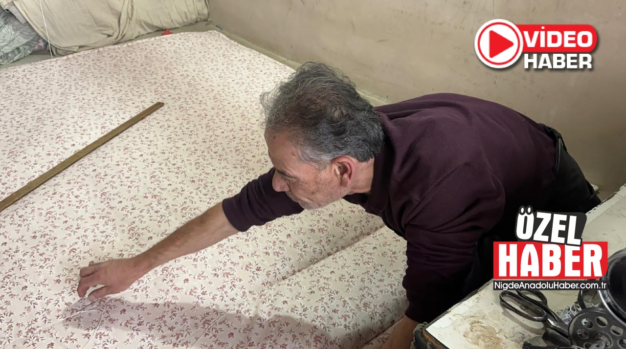 Yarım asırdır iğneyle kuyu kazıyor