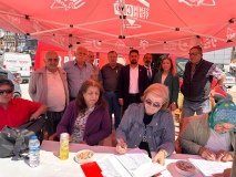 Yeniden Refah Partisi’nden CHP standına dostane ziyaret