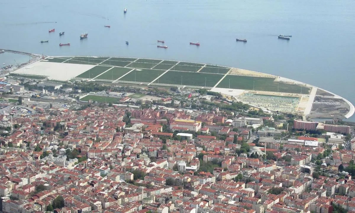Yenikapı'ya Kaç Kişi Sığıyor? Galatasaray'ın Kupa Töreni Öncesi Merak Edilen Kapasite Detayları