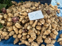 Yer elması 50 TL’den satışa sunuldu