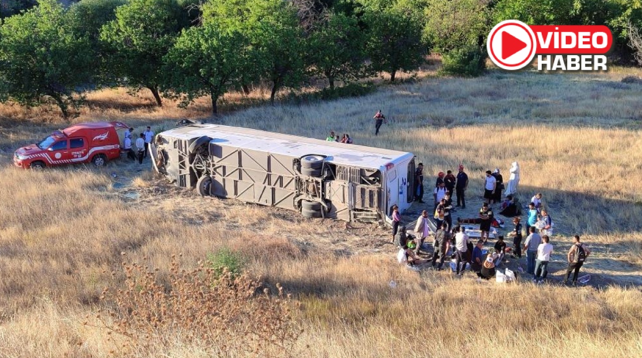 Yolcu otobüsü şarampole devrildi: Çok sayıda yaralı var