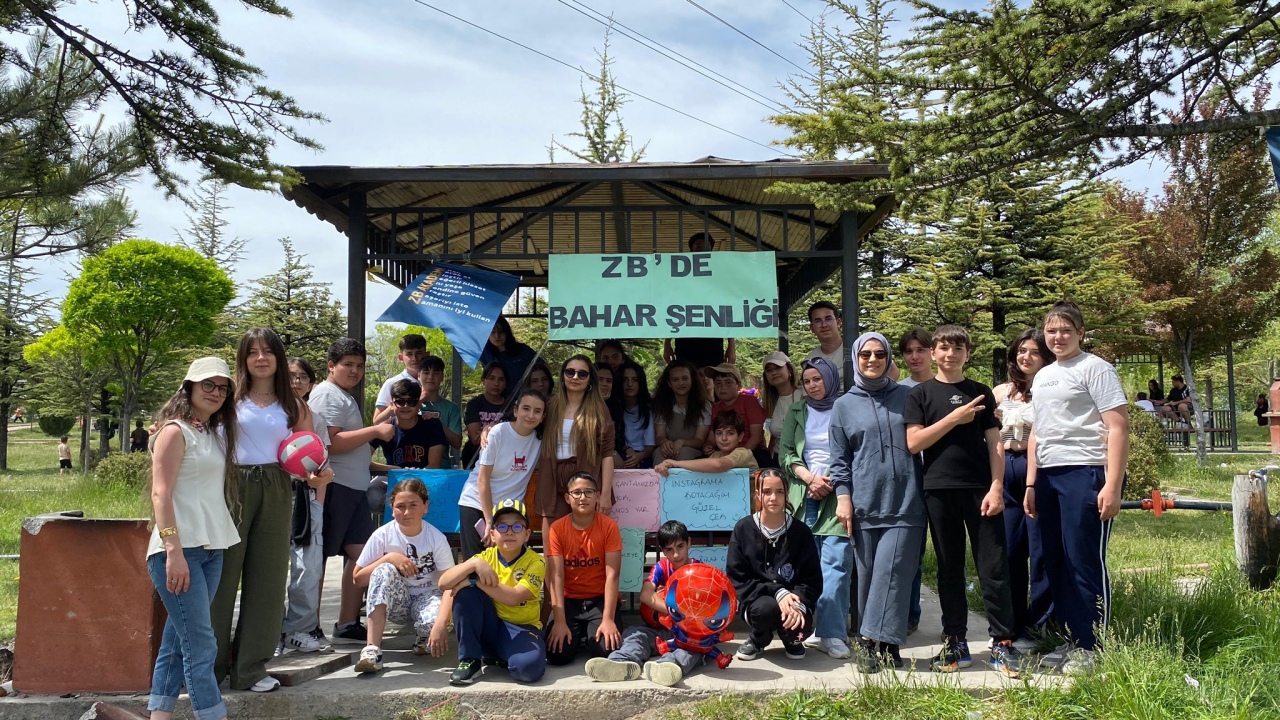 ZB Akademi Bahar Şenliği Coşkuyla Kutlandı